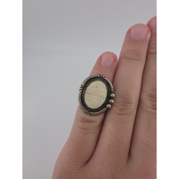 Native American Jewelry - Native American Sterling Silver 925 Ring Size 5.25